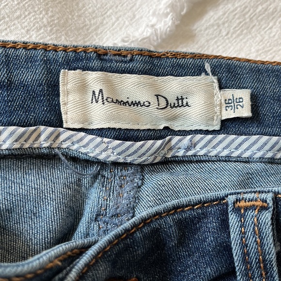 Massimo Dutti low rise slim jeans size 26. - Picture 2 of 7